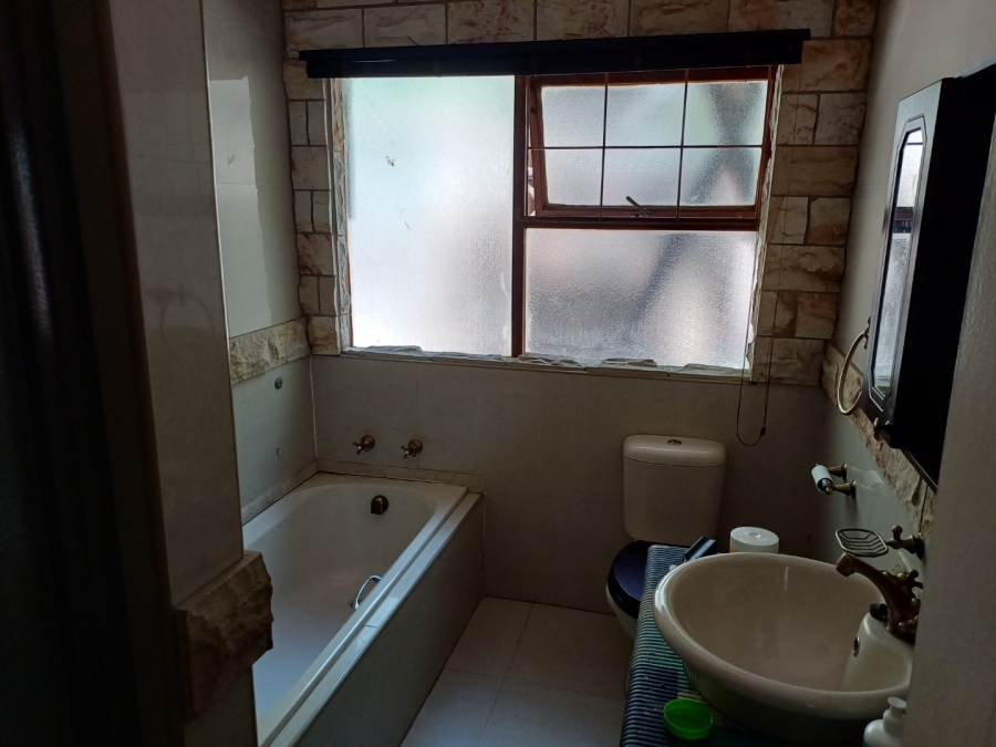 3 Bedroom Property for Sale in Baysvalley Free State